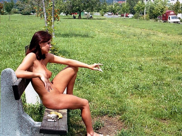Public Nude- Teen Flashing Pussy In Public